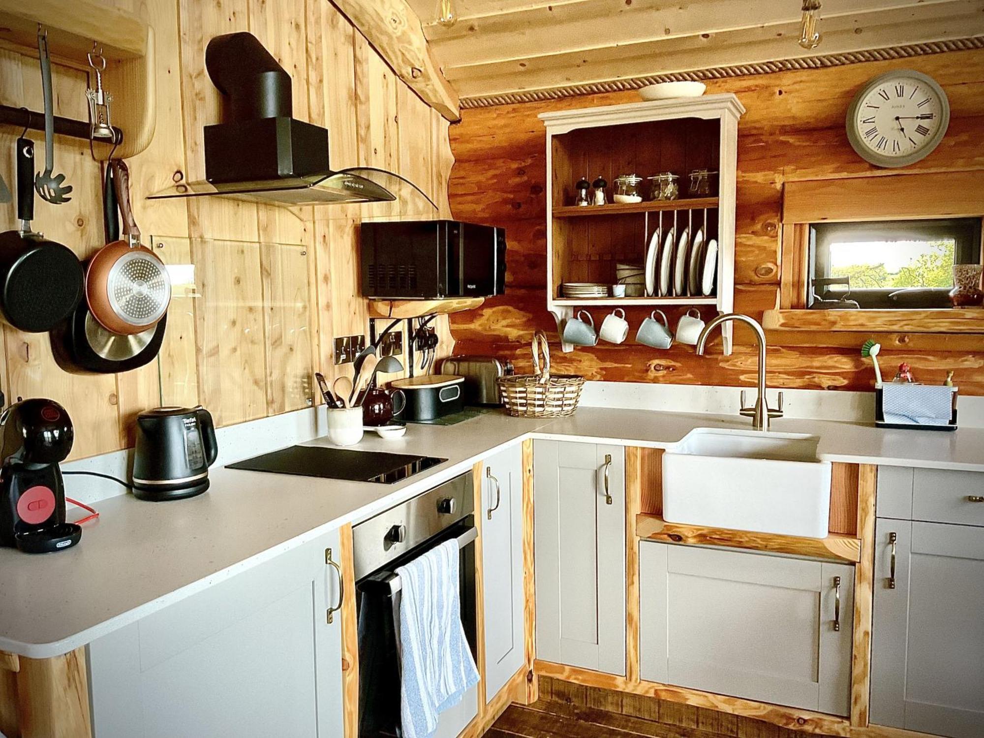 Rowan - Tedstone Log Cabins Бром'ярд Екстер'єр фото